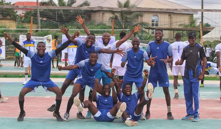 Sami Dogonyaro of Safety Spikers with his team mates